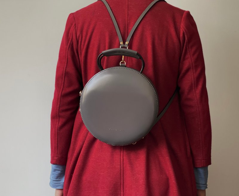 Zemoneni 手作 滿月後背包 手拎包 圓形可拆式背包 - 手拿包 - 真皮 灰色