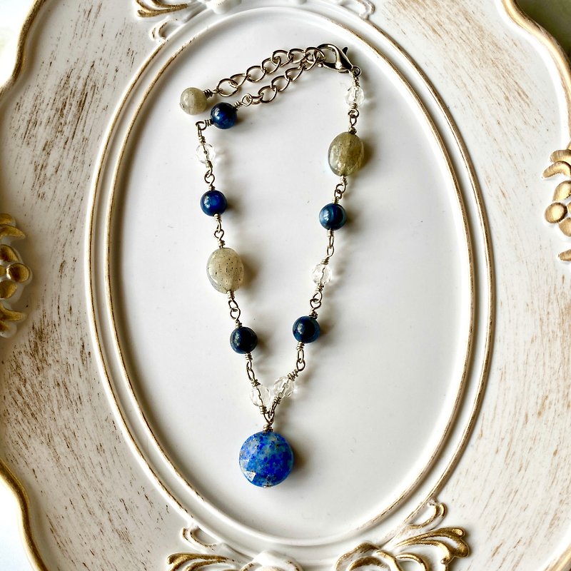 Lapis lazuli unisex bracelet - สร้อยข้อมือ - เครื่องประดับพลอย สีน้ำเงิน