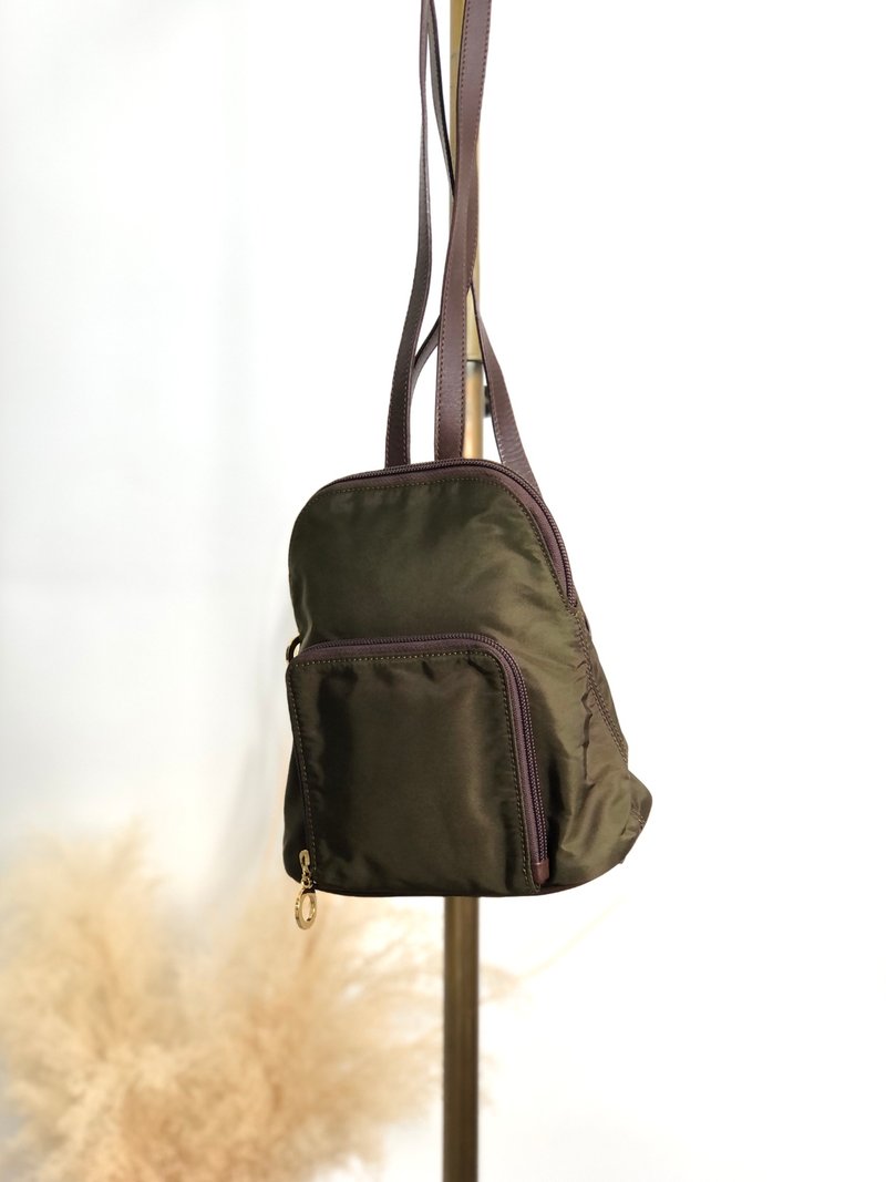 【 日本直送　名牌中古包 】CELINE セリーヌ バックパック カーキ ロゴサークル ナイロン リュック vintage ヴィンテージ オールド yubkrm - 後背包/背包/書包 - 尼龍 卡其色