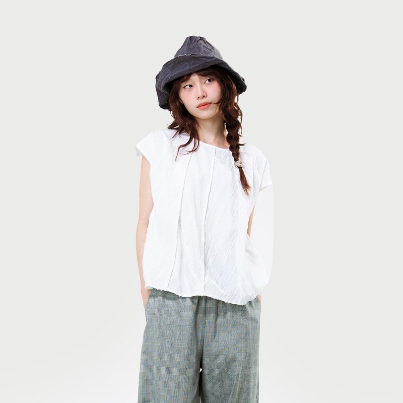 線織紋打褶小蓋袖上衣 - 女上衣/長袖上衣 - 棉．麻 白色