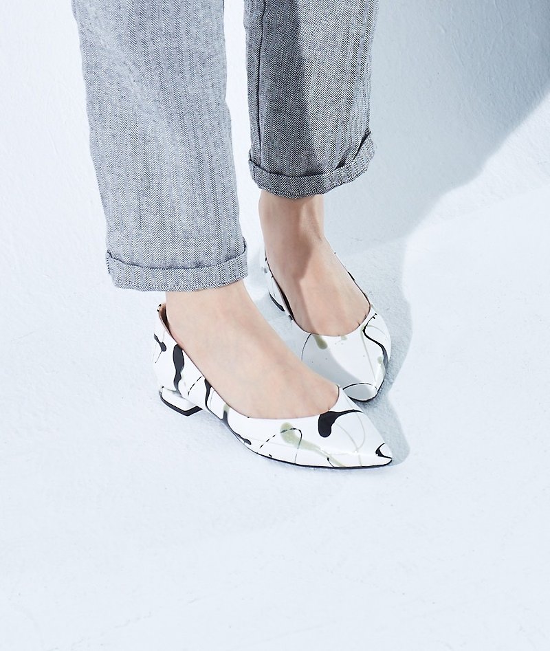 Zero code - [Athena's smile] micro open toe stitched flat shoes _ big artist (24.5/25) - Women's Casual Shoes - Genuine Leather Silver