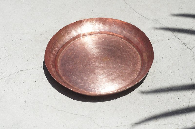 手工紅銅盤 復古手工銅飾品盤 簡約銅小碟 手工銅盤 置物盤 杯墊 - 碟子/醬料碟 - 其他金屬 金色