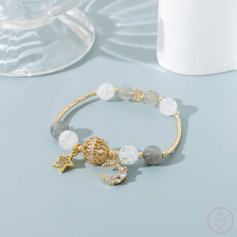 Begonia flower | Labradorite white crystal | Natural crystal bracelet - Bracelets - Crystal Green