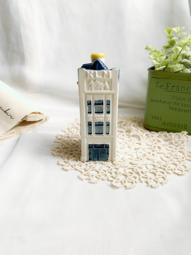 【好日戀物】荷蘭KLM皇家航空代爾夫特藍陶小屋 #75 - 擺飾/家飾品 - 陶 白色
