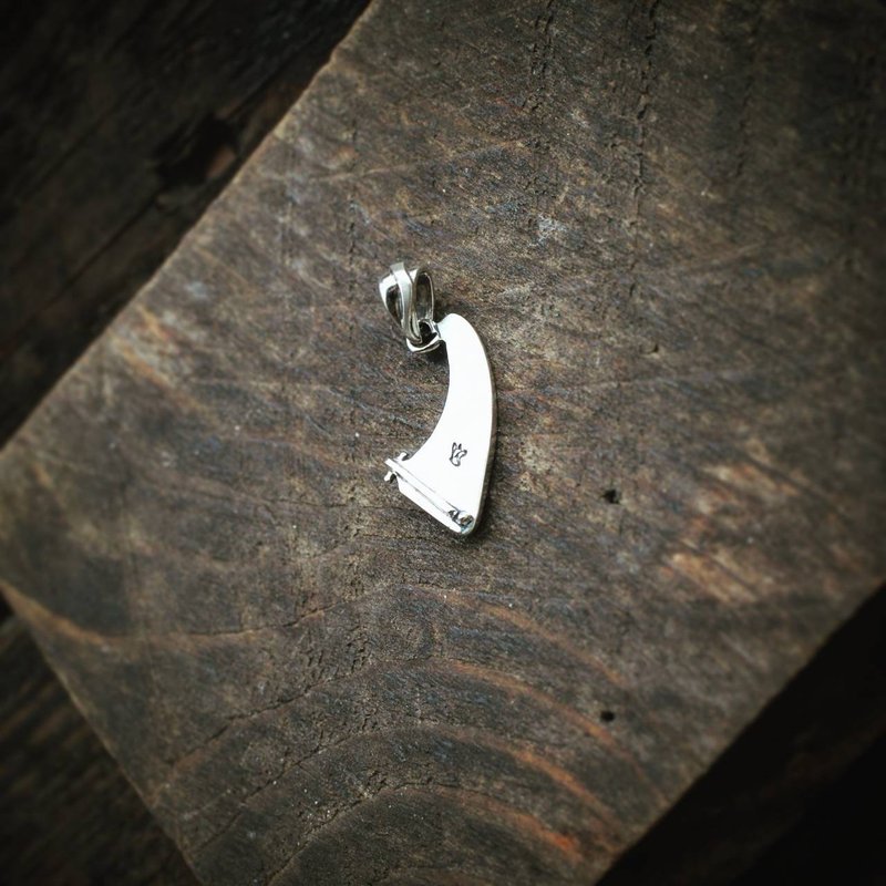 迷你衝浪板舵 925銀墜 mini Surf board Fin - 項鍊 - 純銀 銀色