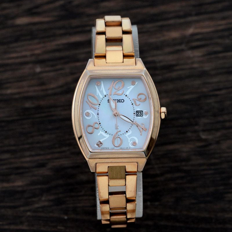送料無料 SEIKO セイコー LUKIA ルキア ソーラー電波時計 Ref.V137-0CE0 パールホワイト 手錶 古董錶 復古手錶 日本直送 - 女錶 - 不鏽鋼 白色