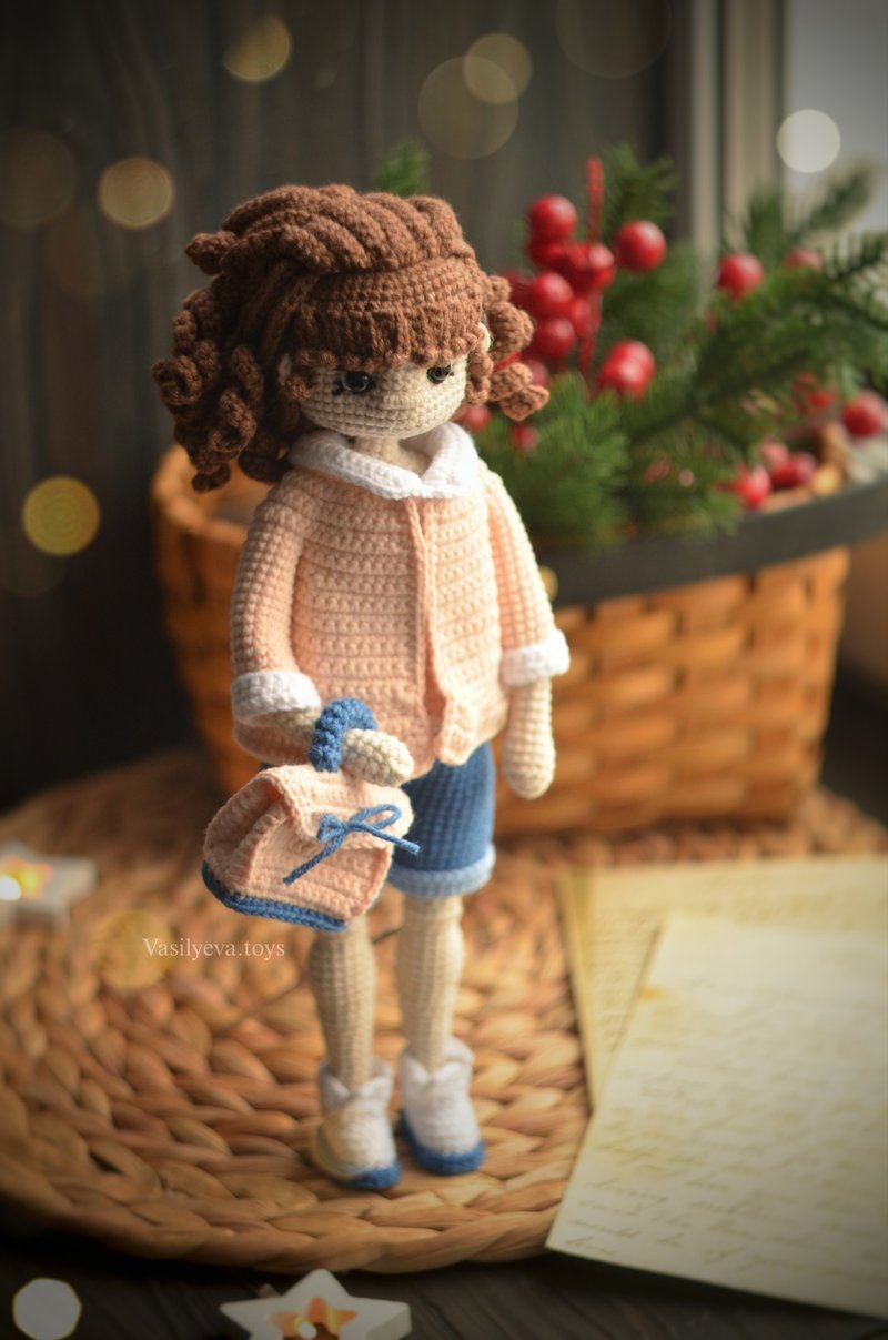 Crochet Doll Pattern Amigurumi Doll Little Lady English pdf - 手工藝教學/工具書 - 其他材質 