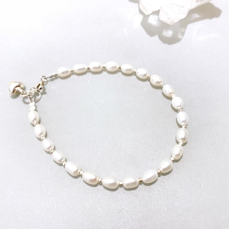 Ops Pearl handmade design elegant 925Silver bracelet - สร้อยข้อมือ - ไข่มุก ขาว