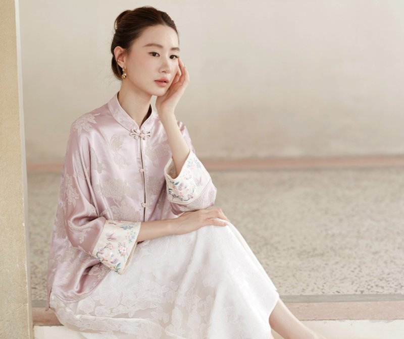 【桑蠶絲】新中式復古中國風 溫婉袖口/撞色提花上衣 - 女上衣/長袖上衣 - 絲．絹 粉紅色
