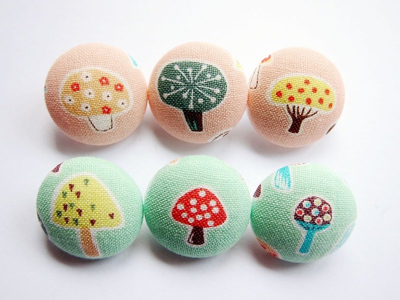 Sewing knitting cloth buckle handmade material color mushrooms - Knitting, Embroidery, Felted Wool & Sewing - Cotton & Hemp Multicolor