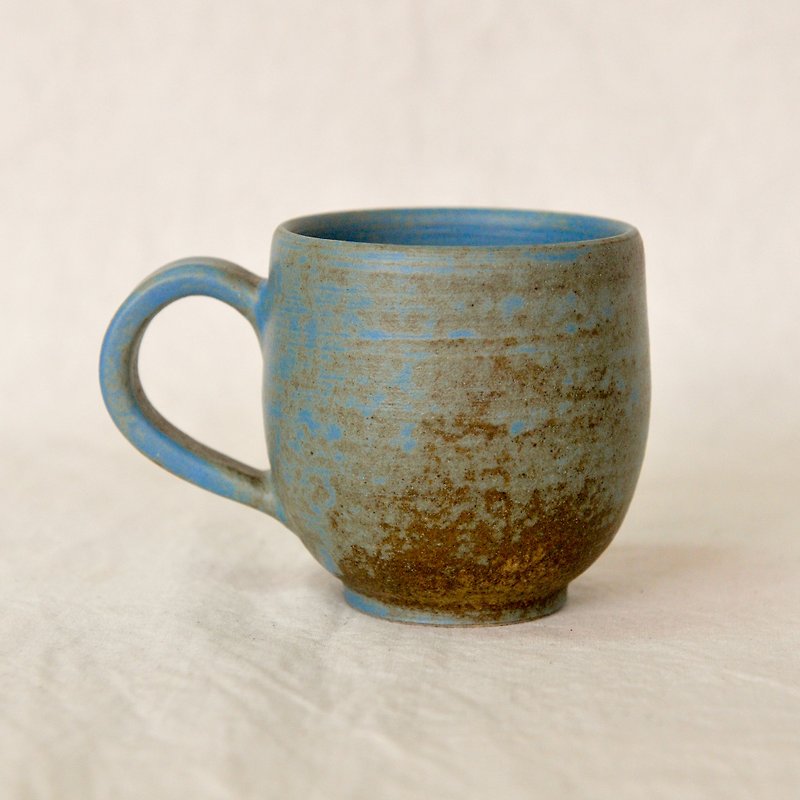 Pottery hand made a low-key mottled blue coffee mug mug - แก้วมัค/แก้วกาแฟ - ดินเผา สีน้ำเงิน