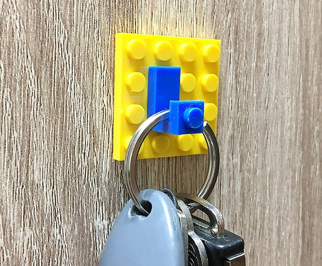 Lego keychain outlet holder