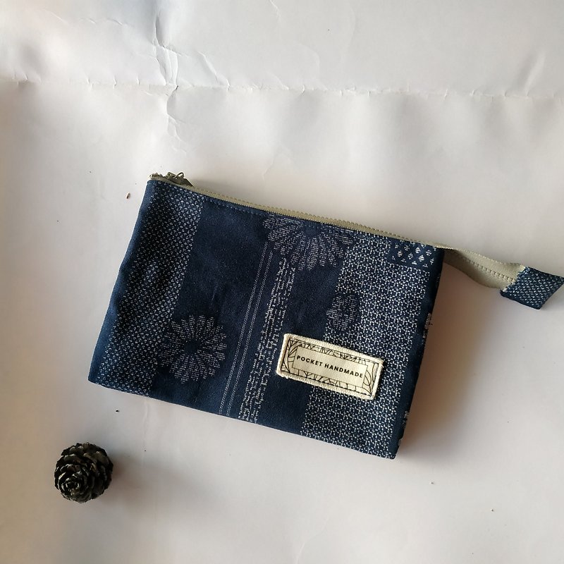 Gubu three-layer zipper wallet coin purse storage bag exchange gift Japanese style dark blue - Coin Purses - Cotton & Hemp Blue