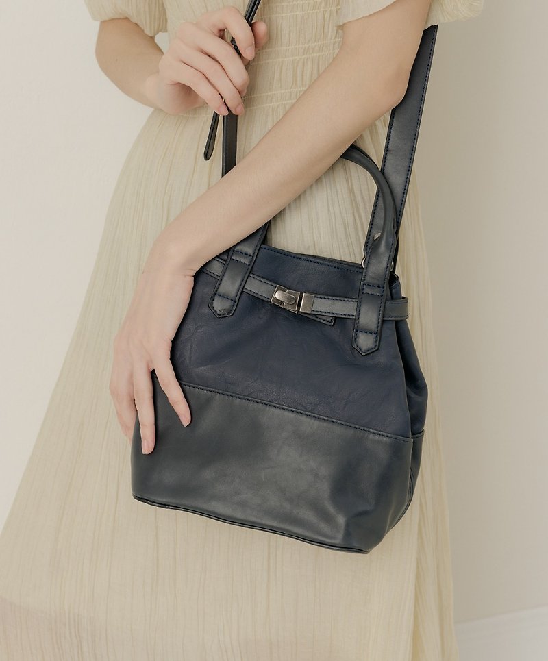 supportingrole genuine leather elegant luxury design shoulder handbag blue - กระเป๋าถือ - หนังแท้ สีน้ำเงิน