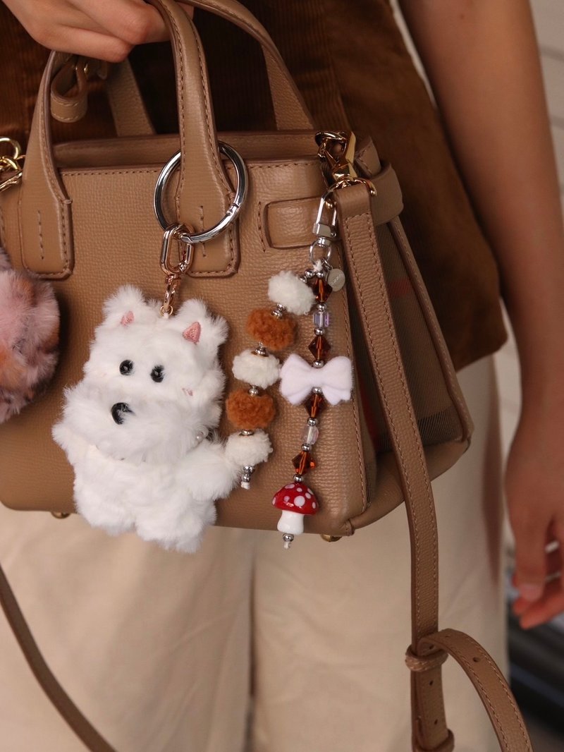 Teddy Plush with Big Mushroom Pendant Handmade Plush Pendant Beaded Pendant Keychain - ที่ห้อยกุญแจ - คริสตัล สีนำ้ตาล