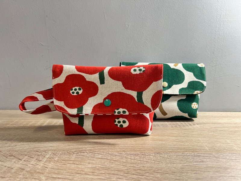 [Made upon order] Lid pocket cosmetic bag Nordic style M flower style red flower and green flower 2 colors - Toiletry Bags & Pouches - Cotton & Hemp 