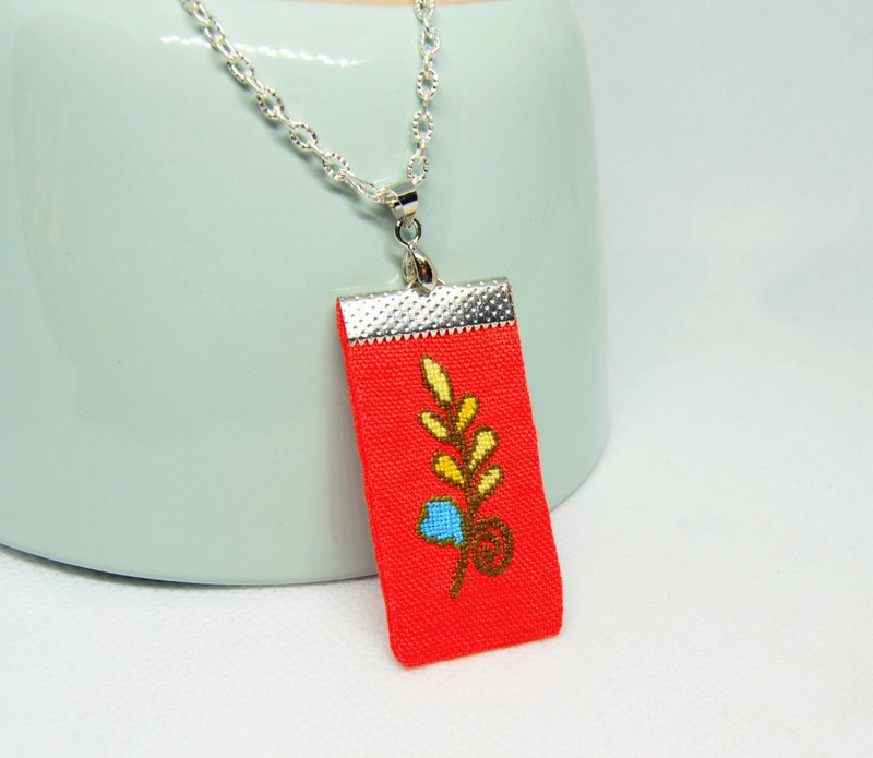 Linen branch embroidered pendant, Red plant cross stitch jewelry - สร้อยคอ - ลินิน สีแดง