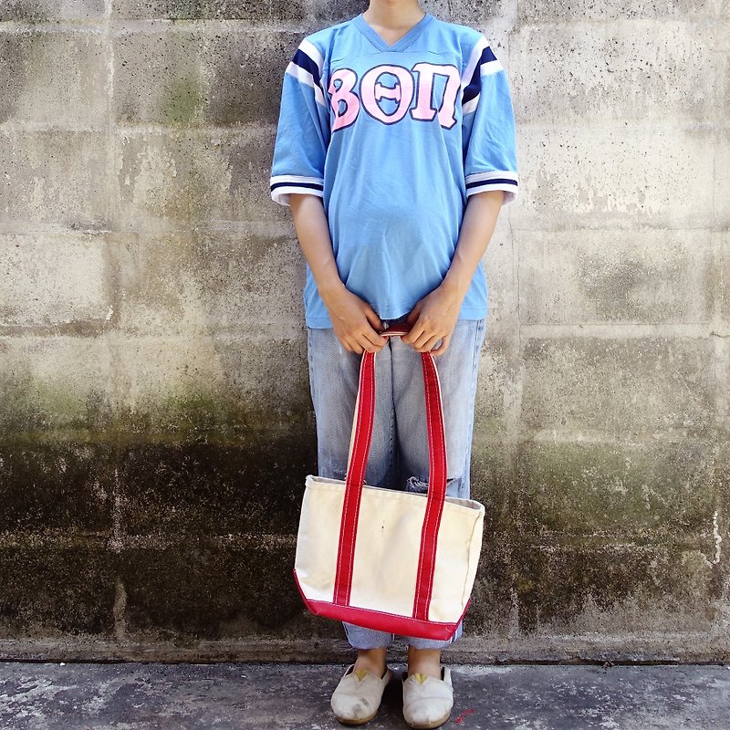 BajuTua/古著/ 天藍色美式足球五分袖上衣(微瑕疵) - 女 T 恤 - 棉．麻 藍色