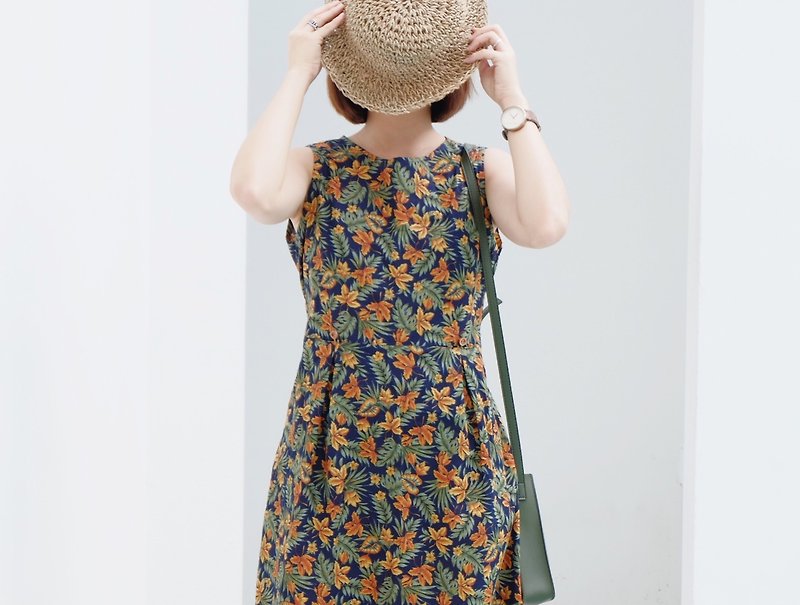 Sunny-Wendy Dress : Flora Printed - 連身裙 - 棉．麻 藍色