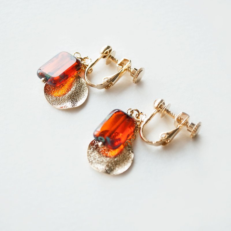 TeaTime Daisy's Amber Glass Mottled Earrings - ต่างหู - แก้ว 