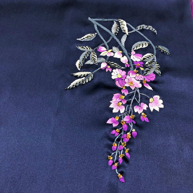 Elegant Double sides Silk scarf【New Year Gift】【Wedding silk scarf】【Silk Scarf】 - ผ้าพันคอ - ผ้าไหม สีม่วง