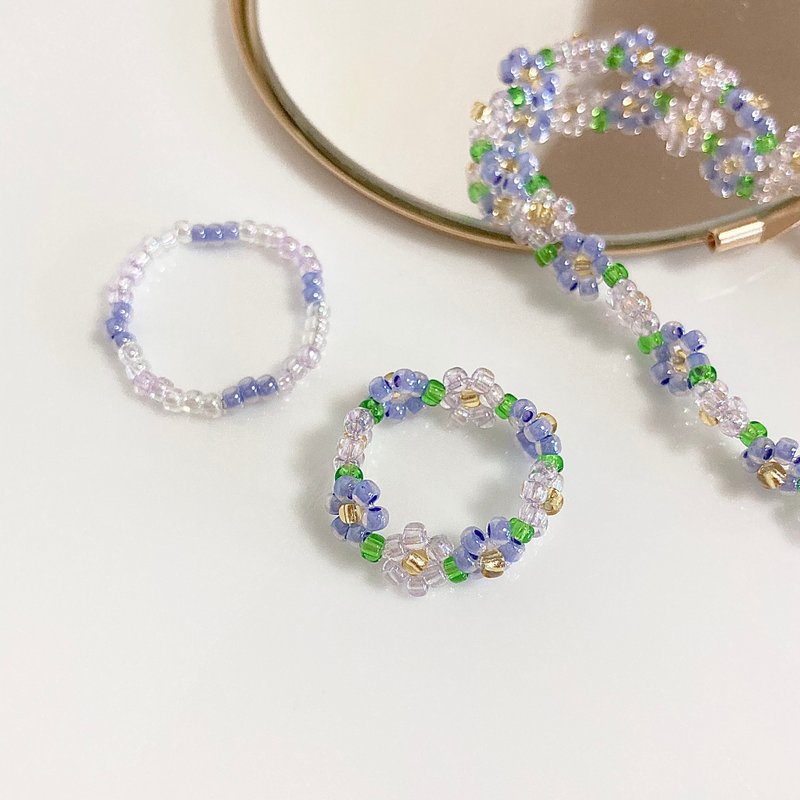 Beaded Flower Ring Garden Collection (4.3-6.3cm) - 戒指 - 其他材質 多色