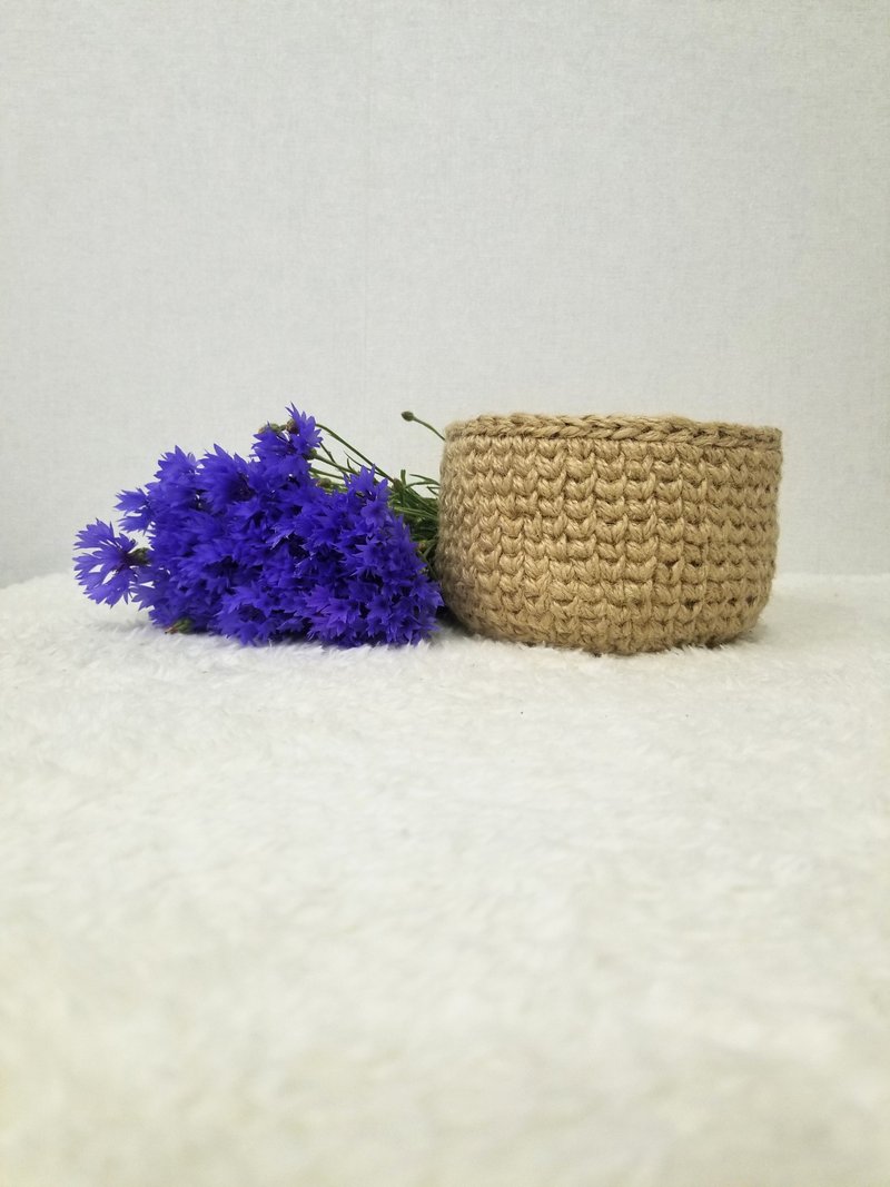 Jute crochet basket, pot, storage bathroom basket, kitchen basket, rustic basket - 居家收納/收納盒/儲物盒 - 環保材質 
