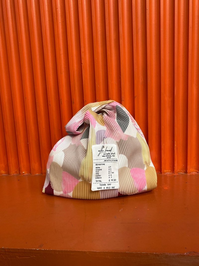 Wyllabrand Pleated bag Mandarin Smoothie - 手袋/手提袋 - 其他材質 多色