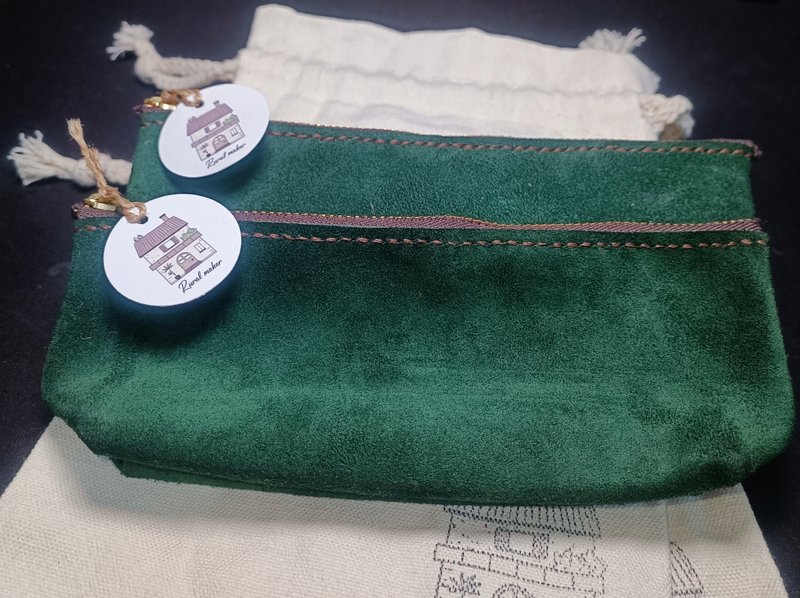 Handmade suede pencil case - กล่องดินสอ/ถุงดินสอ - หนังแท้ 