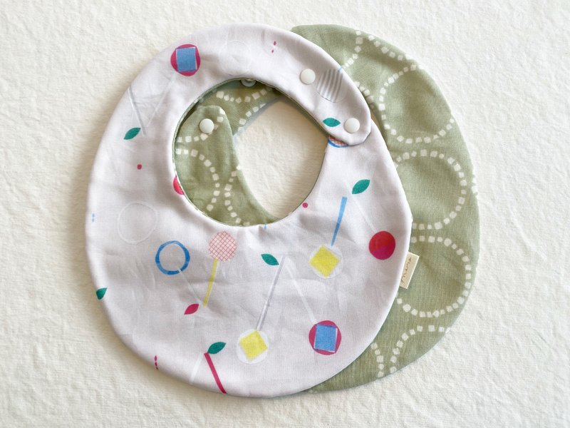 Round bib / baby bib (cherry light gray) - Bibs - Cotton & Hemp Pink