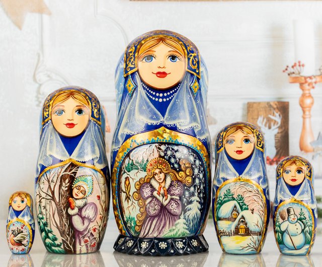 wooden babushka dolls