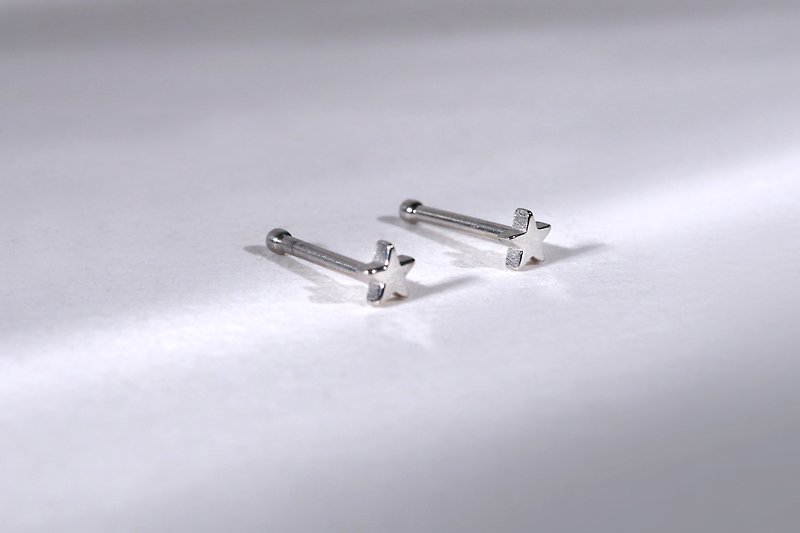 [A must-have for piercing ears] Mini Cozy. Little Star Ear Stick - Earrings & Clip-ons - Stainless Steel Silver