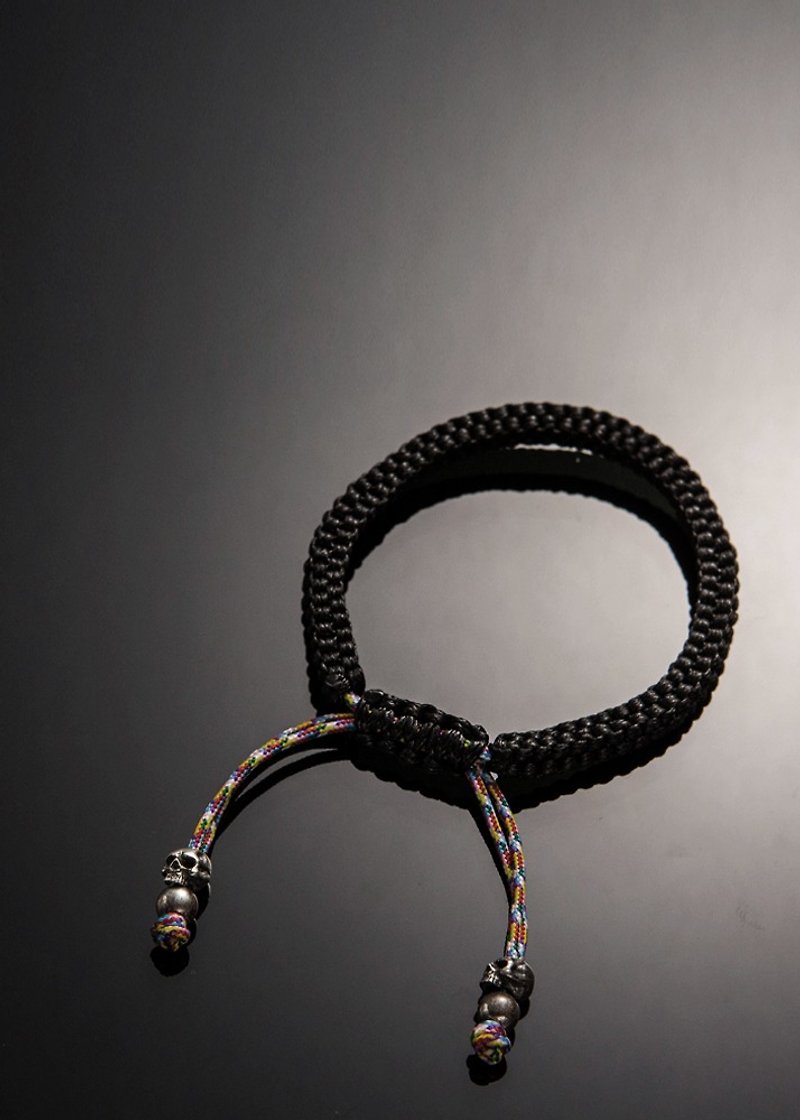 Skull Lucky Rope Bracelet (S) | perspective skeleton lucky rope bracelet (Stone Black / purplish red) - สร้อยข้อมือ - เงินแท้ สีดำ