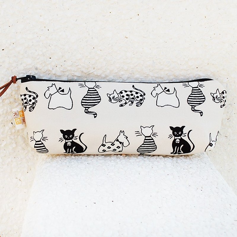 Wide-bottomed pencil case for cats and dogs - Pencil Cases - Cotton & Hemp White