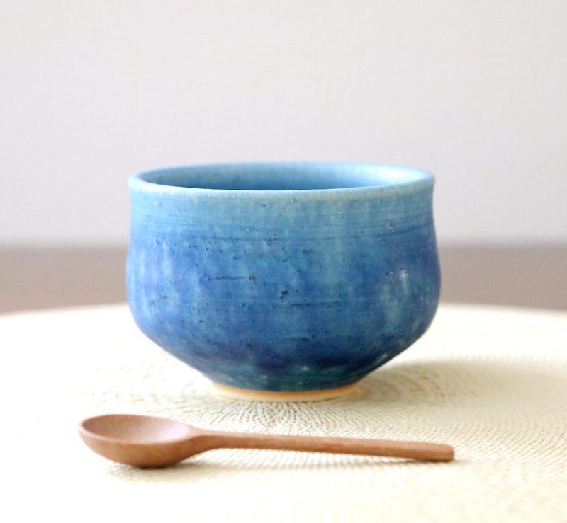 紺碧の幅広お湯のみ - グラス・コップ - 陶器 ブルー