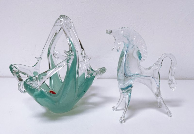 Murano – Basket in turquoise glass and pony design objects - 擺飾/家飾品 - 玻璃 