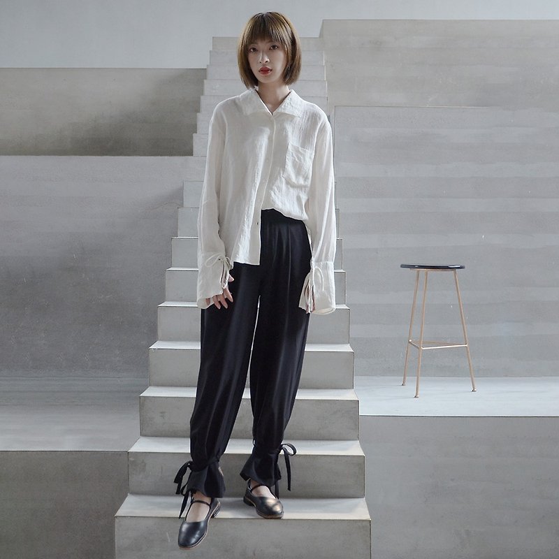 Niche feet with nine pants | pants | polyester fiber | independent brand | Sora-174 - Women's Pants - Polyester Black