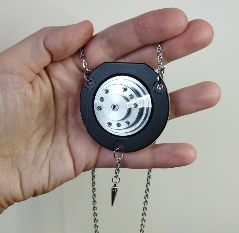Cyberpunk necklace unisex Futuristic jewelry Large bearing pendant - สร้อยคอ - อลูมิเนียมอัลลอยด์ สีเงิน