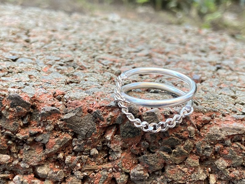Sterling Silver Wrapped Silver Chain Link Ring S319 - แหวนทั่วไป - เงินแท้ สีเงิน