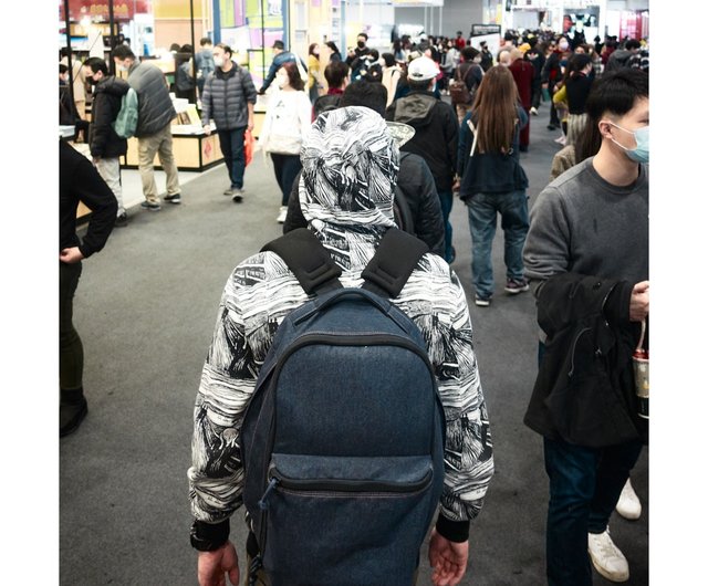 台湾 旅行 リュック ストア