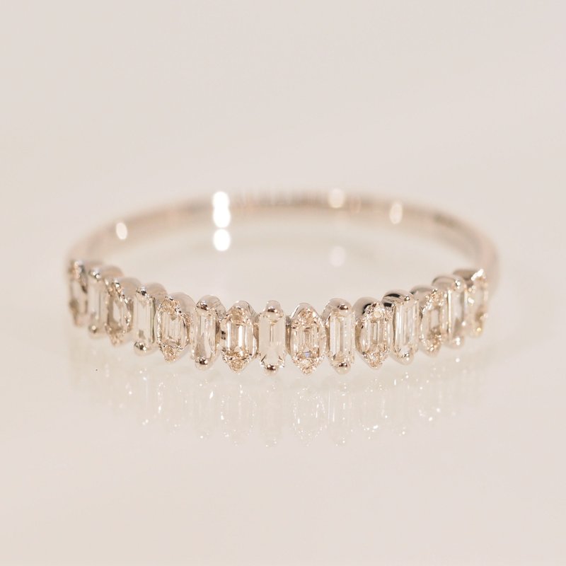 18K金鑽石欖尖形戒指 18K Gold Diamond Marquise Band Ring - 戒指 - 貴金屬 