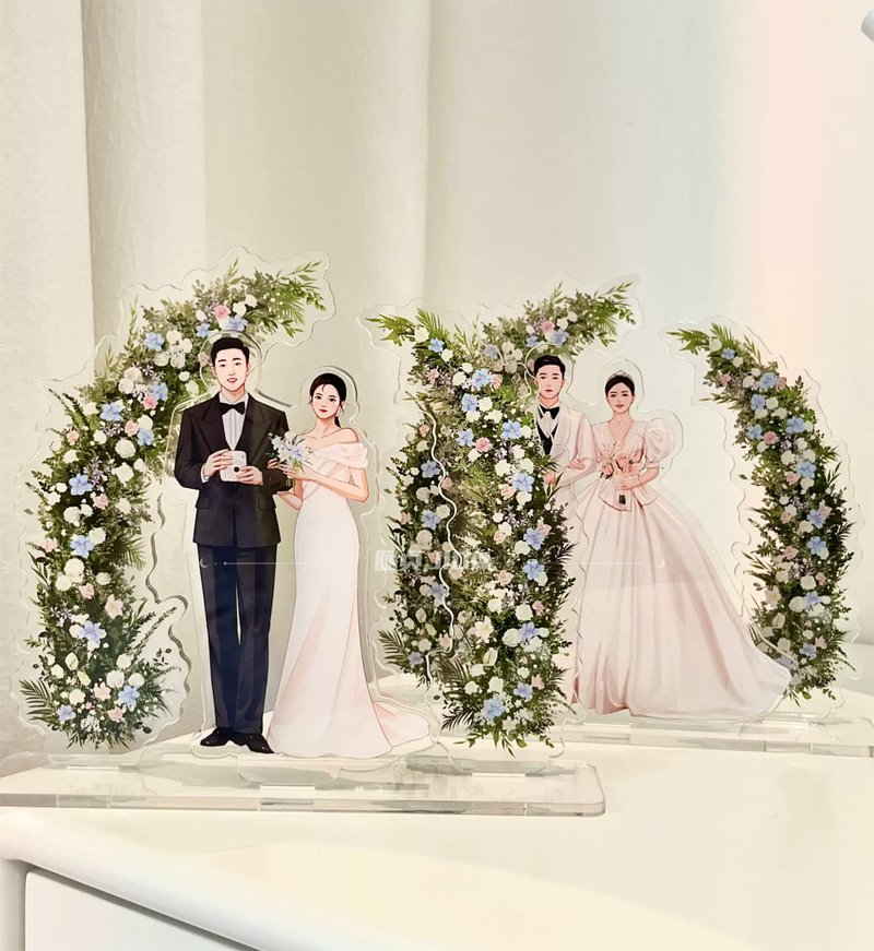 Original authentic acrylic wedding hand-painted stand custom cartoon anime star wedding dress wedding figure ornaments - ของวางตกแต่ง - แก้ว สึชมพู