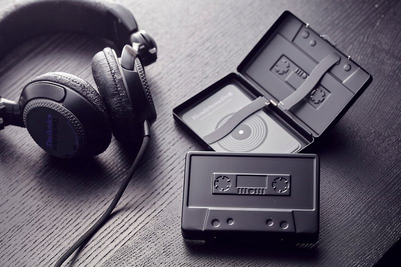 NG-Defective-Metal Cassette Card Case / cigarette case (black) - ที่ใส่บัตรคล้องคอ - โลหะ สีดำ