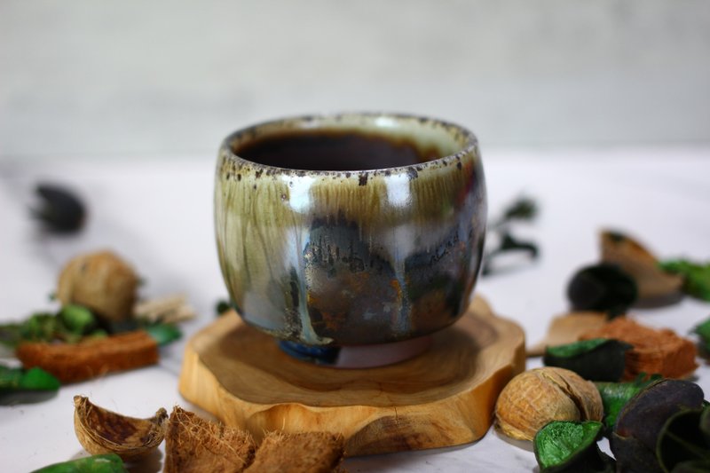 【送禮好物】100ml 柴燒 天然落灰 手拉坯茶杯 鶯歌名家葉敏祥作 - 茶壺/茶杯/茶具 - 瓷 