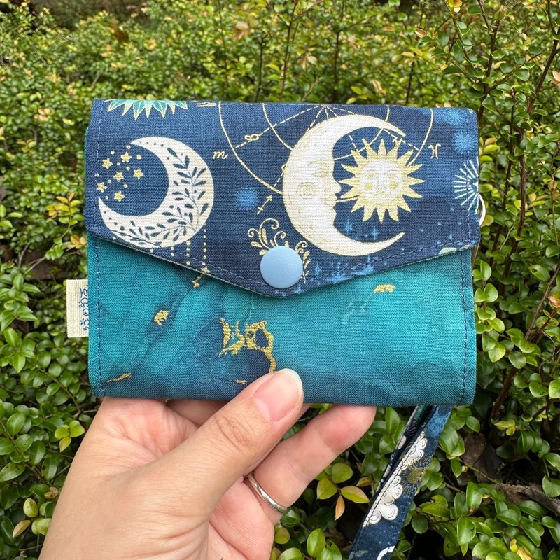 花是鯨喜_三層隨身零錢包_神秘月魔法 - 零錢包/小錢包 - 棉．麻 