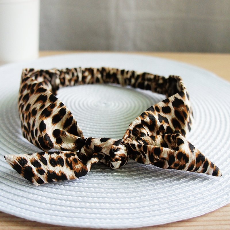 Lovely little coffee cat ear elastic hair band, hair ring, coffee black - Hair Accessories - Cotton & Hemp Brown