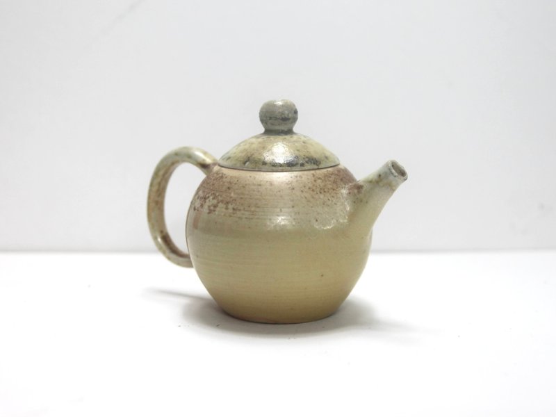 藏菁ㅣ柴燒 瓷土 茶壺 - 茶壺/茶杯/茶具 - 陶 
