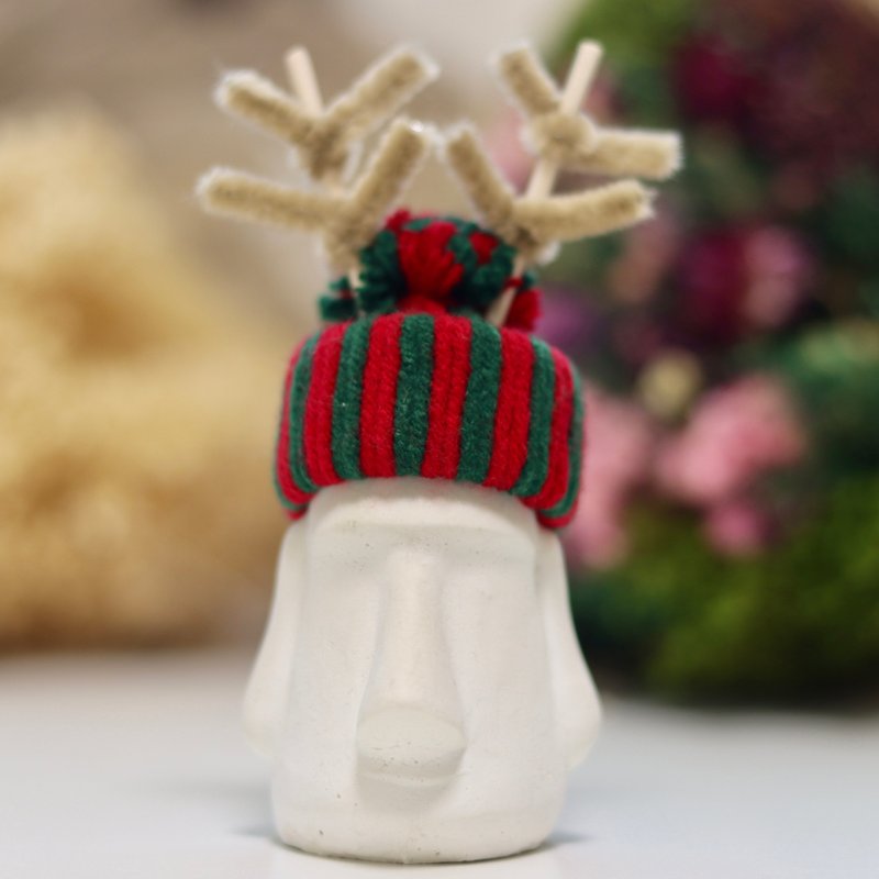 Moai and Reindeer Christmas Hat Diatomaceous earth Aroma / Scent Diffuser set - อื่นๆ - วัสดุอื่นๆ ขาว