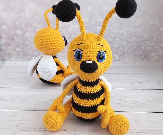 \u0421ute knitted toy Bee decor Birthday gifts Crochet Bumble Bee Amigurumi little bee Stuffed bees Knitted bee Crochet bee plushie