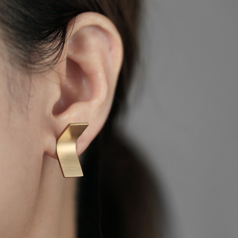 Corner Earrings - ต่างหู - สแตนเลส สีดำ